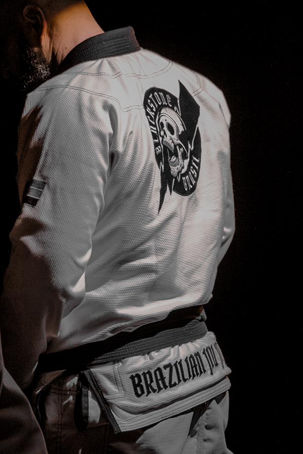 KIMONO TRANÇADO BLACKSTONE BRANCO - IMPORTADO