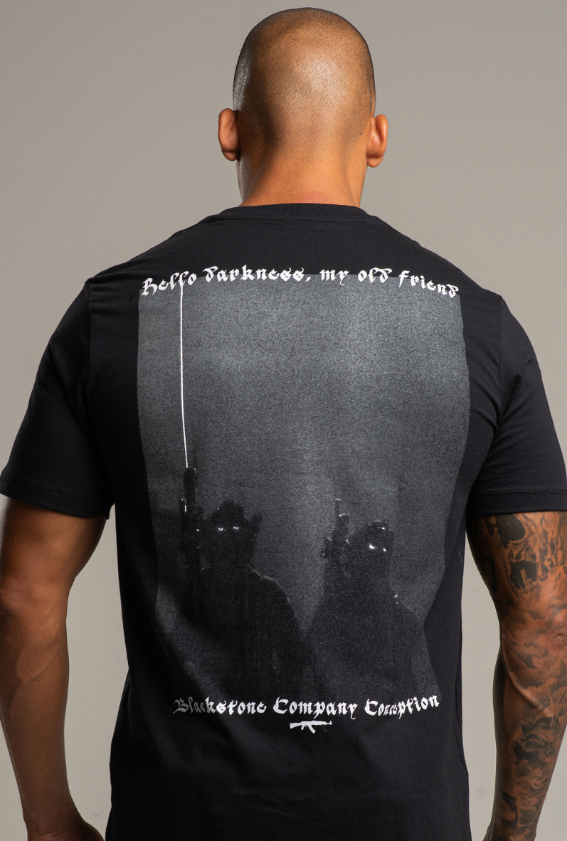 T-SHIRT HELLO DARKNESS