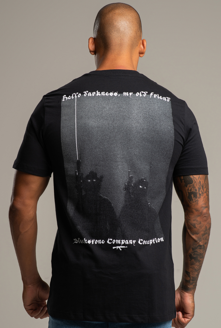 T-SHIRT HELLO DARKNESS